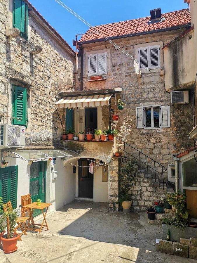 Apartman Dioniz Split Bagian luar foto