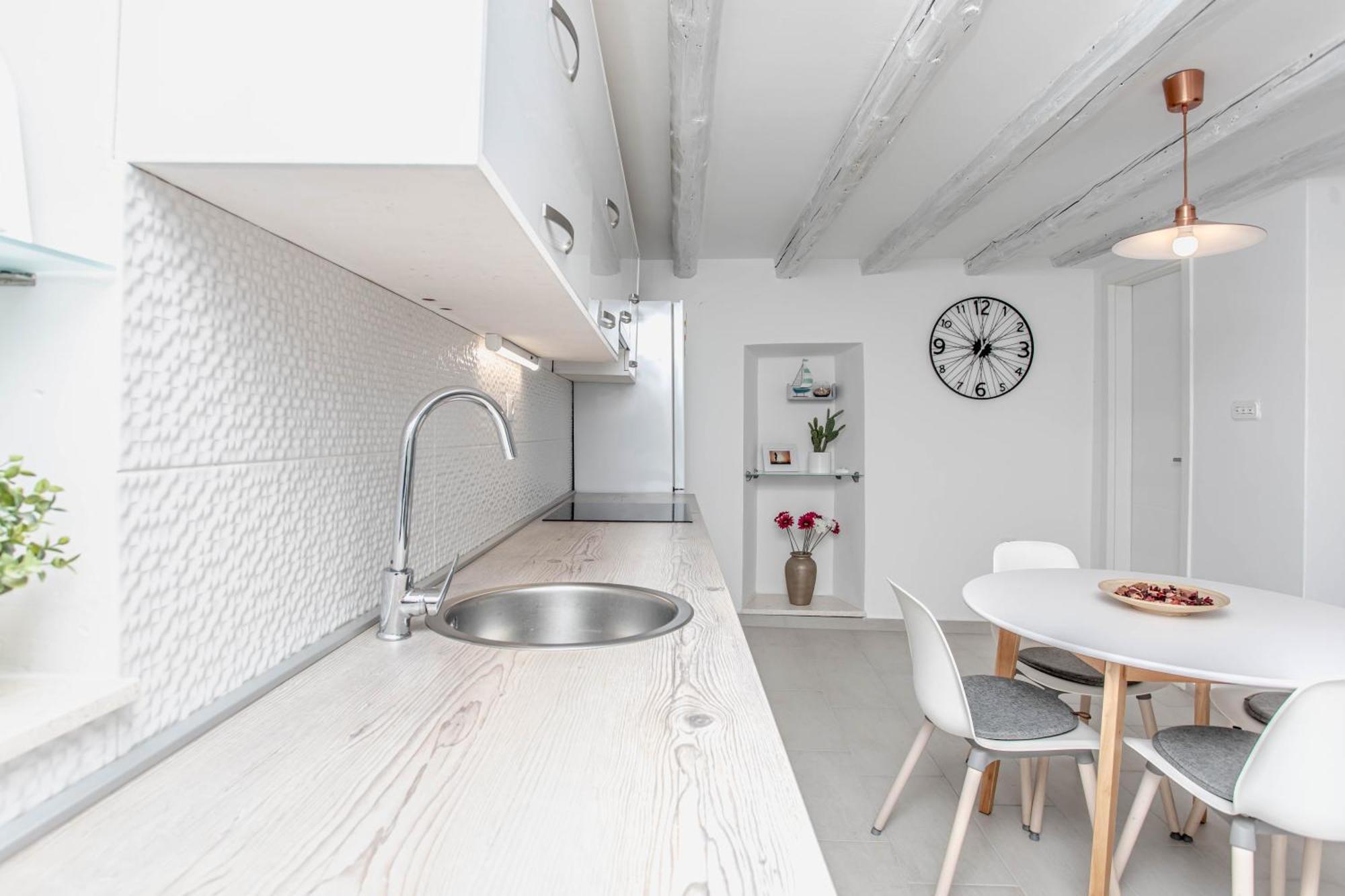 Apartman Dioniz Split Bagian luar foto