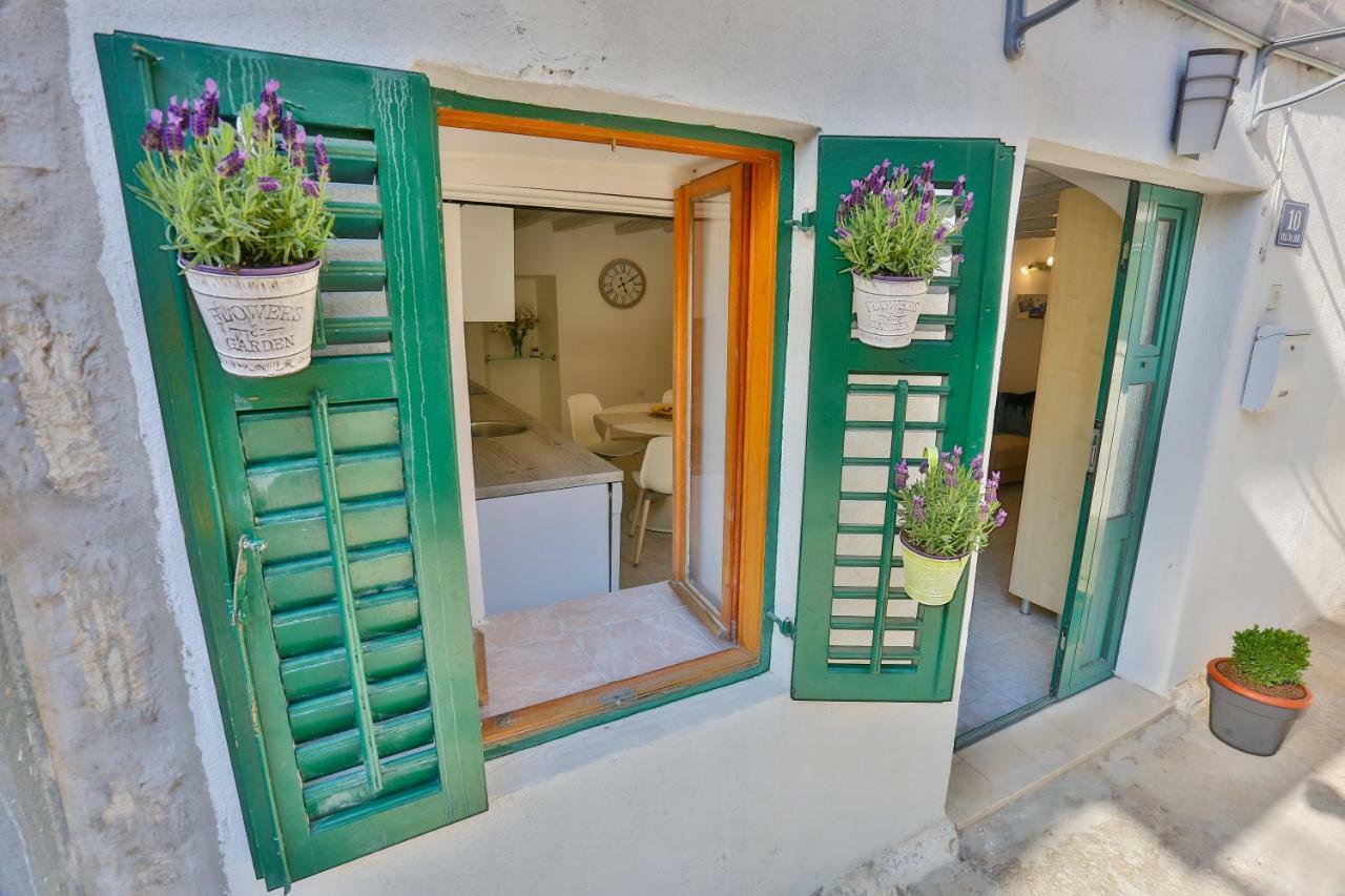Apartman Dioniz Split Bagian luar foto