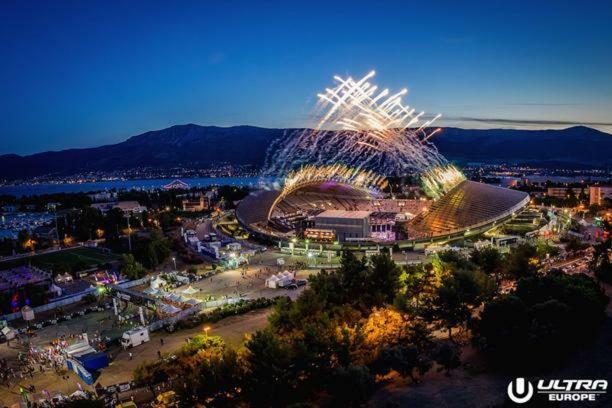 Apartman Dioniz Split Bagian luar foto