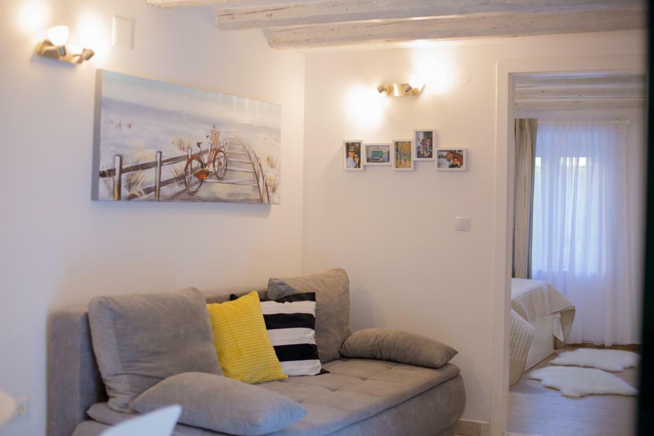Apartman Dioniz Split Bagian luar foto