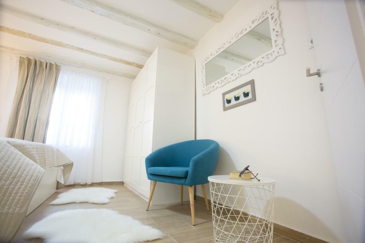 Apartman Dioniz Split Bagian luar foto