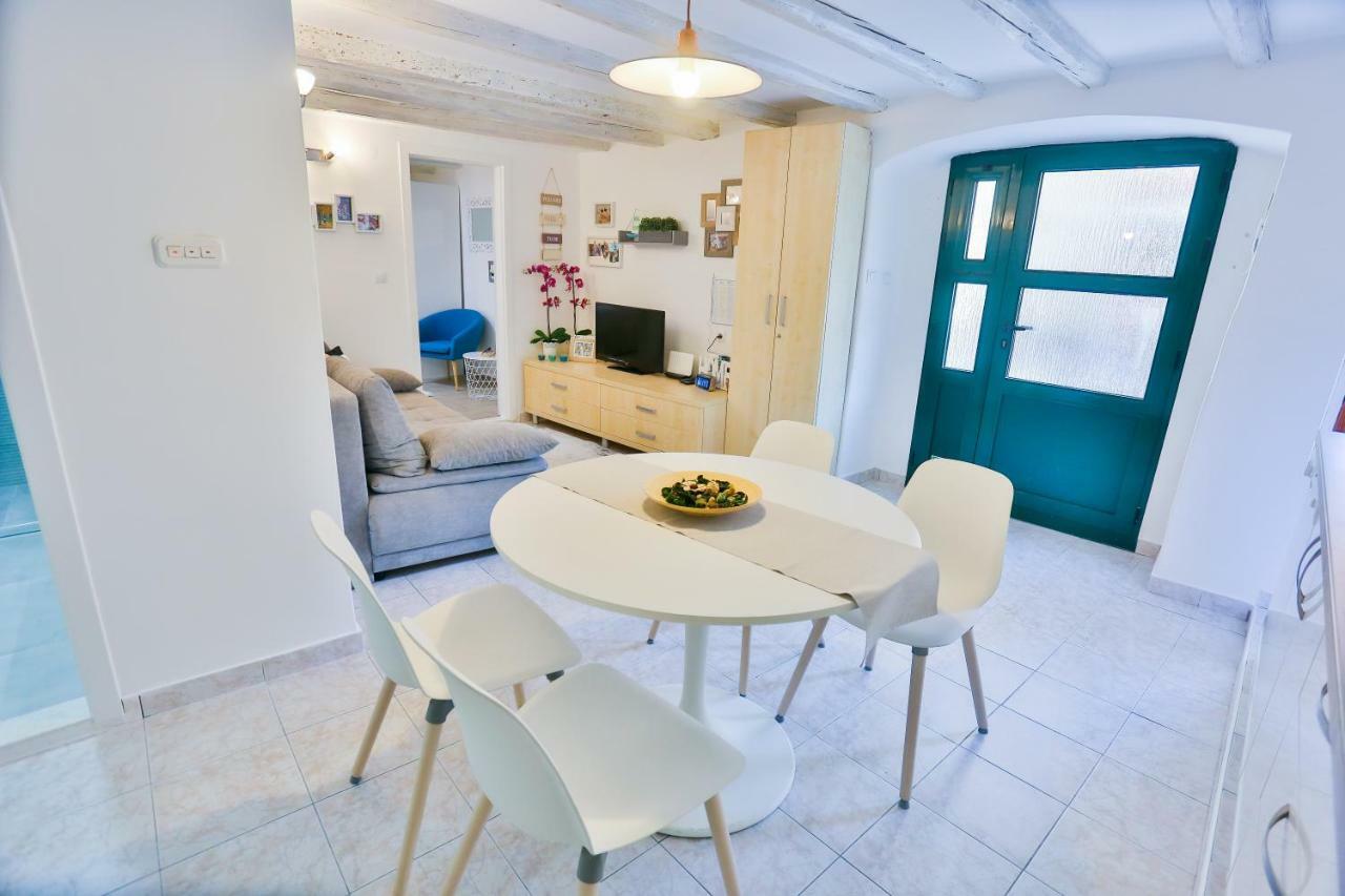 Apartman Dioniz Split Bagian luar foto